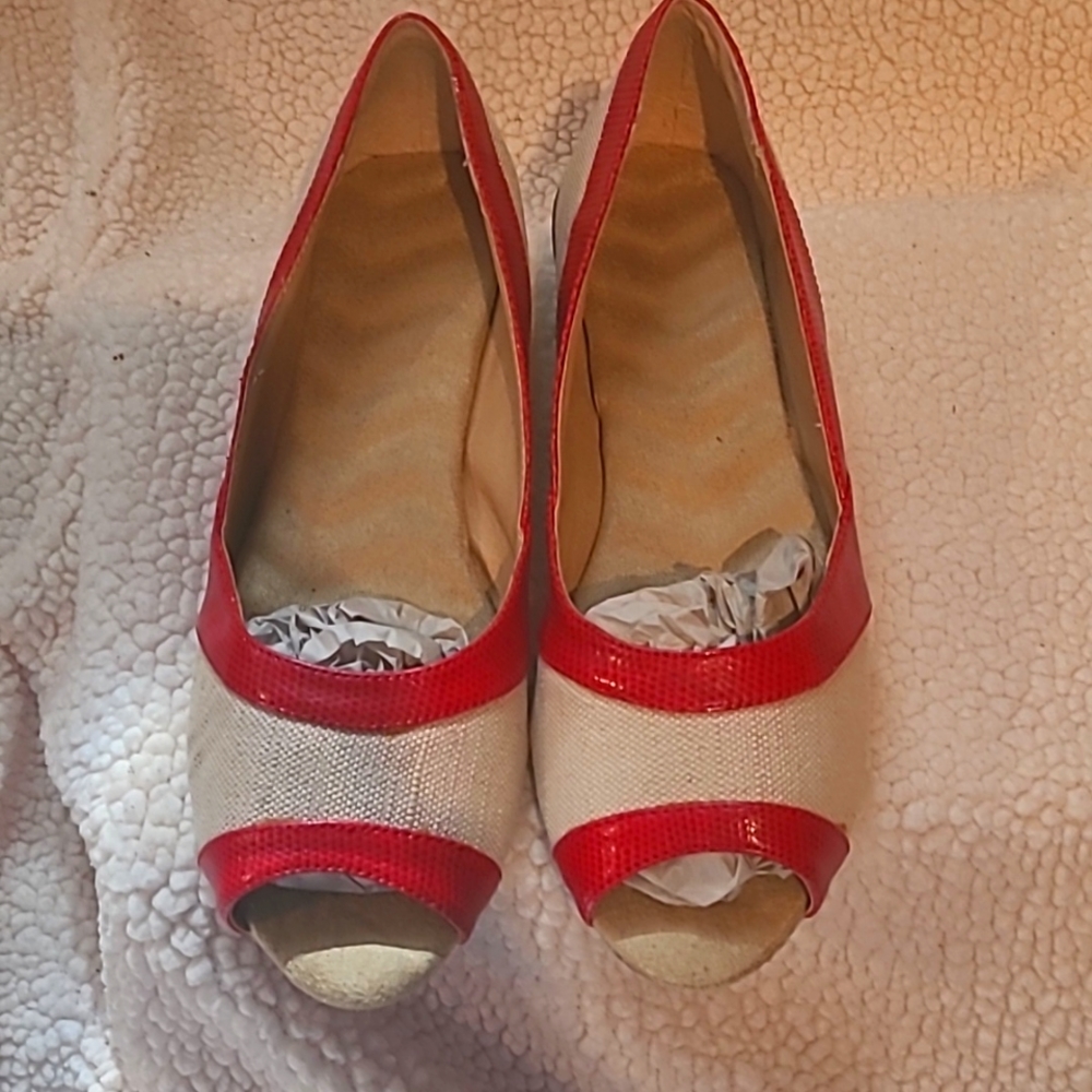 Brand new peep toe flats women's 9B